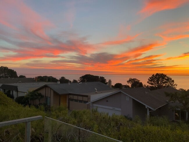2212 Place Monaco in Del Mar, CA - Building Photo - Building Photo