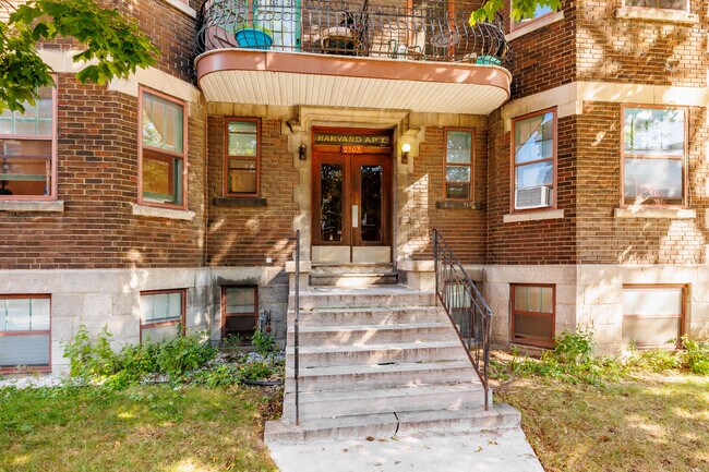 2303 Harvard Av in Montréal, QC - Building Photo - Building Photo