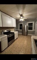 448 Hillside Ave in Hartford, CT - Building Photo