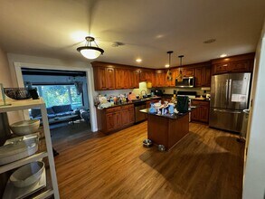 8420 Munrovia St in Shelby Township, MI - Building Photo - Building Photo