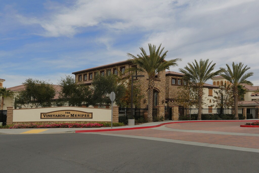 55+ The Vineyards at Menifee Senior Apartments Menifee, CA Apartments