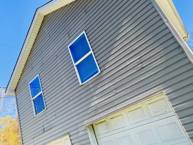property at 3 Brad St