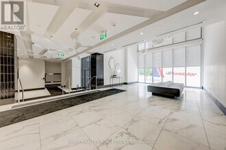 25-2725 Holly St in Toronto, ON - Building Photo - Building Photo