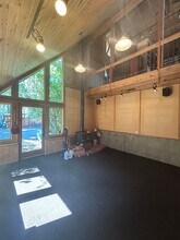 957 N Shoshone Loop in Hamilton, MT - Building Photo - Building Photo