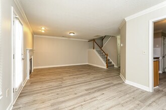 14 Cedar Knoll Dr in Greensboro, NC - Building Photo - Building Photo