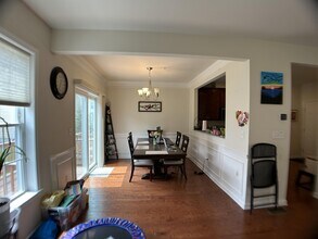 7 Chestnut Crk in Weymouth, MA - Building Photo - Building Photo