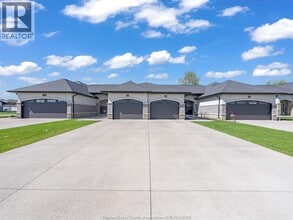 98 Houghton St in Essex, ON - Building Photo - Building Photo