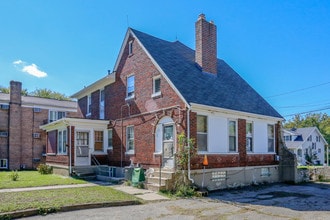 10924 Reading Rd in Cincinnati, OH - Foto de edificio - Building Photo