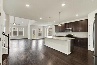 908 Leadtree Loop in Buda, TX - Building Photo - Building Photo