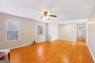 252 Skyview Rd, Unit C108 in Senoia, GA - Building Photo - Building Photo