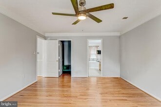 7505 Castle Rock Dr in Clinton, MD - Building Photo - Building Photo