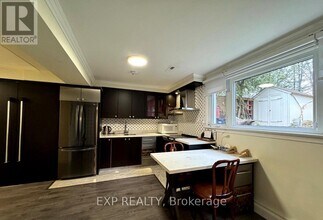 18 Greenland Rd in Toronto, ON - Building Photo - Building Photo