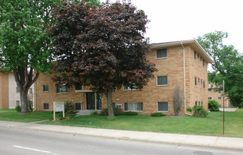 7521 Penn Ave S in Richfield, MN - Foto de edificio - Building Photo