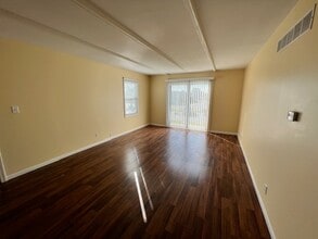 2019 Oak St in St. Charles, IL - Building Photo - Building Photo