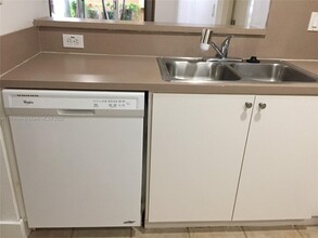 6740 NW 114th Ave in Doral, FL - Building Photo - Building Photo