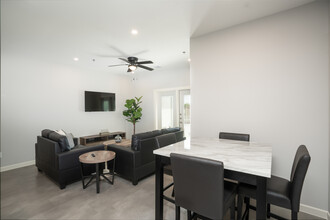 Dallas Apartments in McAllen, TX - Foto de edificio - Interior Photo