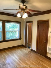 1904 NE Couch St in Portland, OR - Building Photo - Building Photo