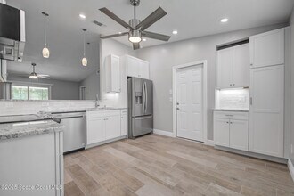 1325 California Dr in Melbourne, FL - Building Photo - Building Photo