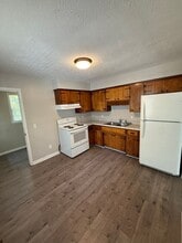 116 Schrader Heights Dr in Dickson, TN - Building Photo - Building Photo