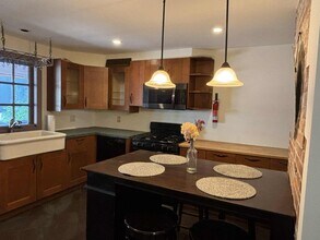 88 S Willard St, Unit Unit 1 in Burlington, VT - Building Photo - Building Photo