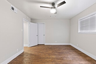 Olive at Vernon in Dallas, TX - Building Photo - Interior Photo
