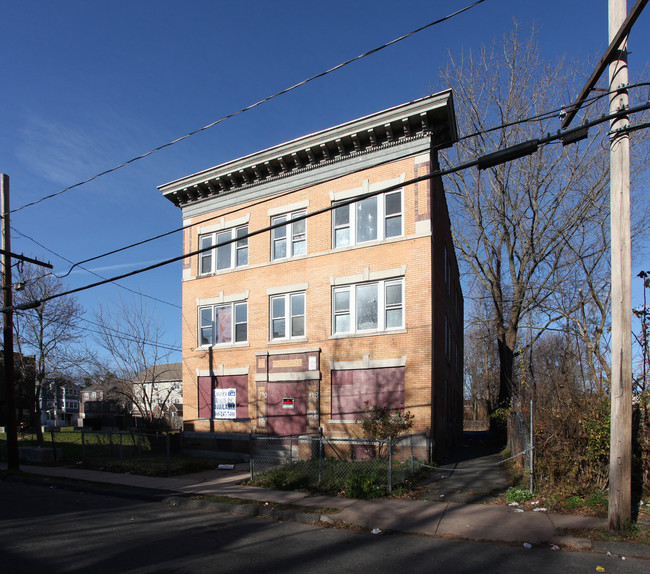 128-130 Nelson St in Hartford, CT - Foto de edificio - Building Photo