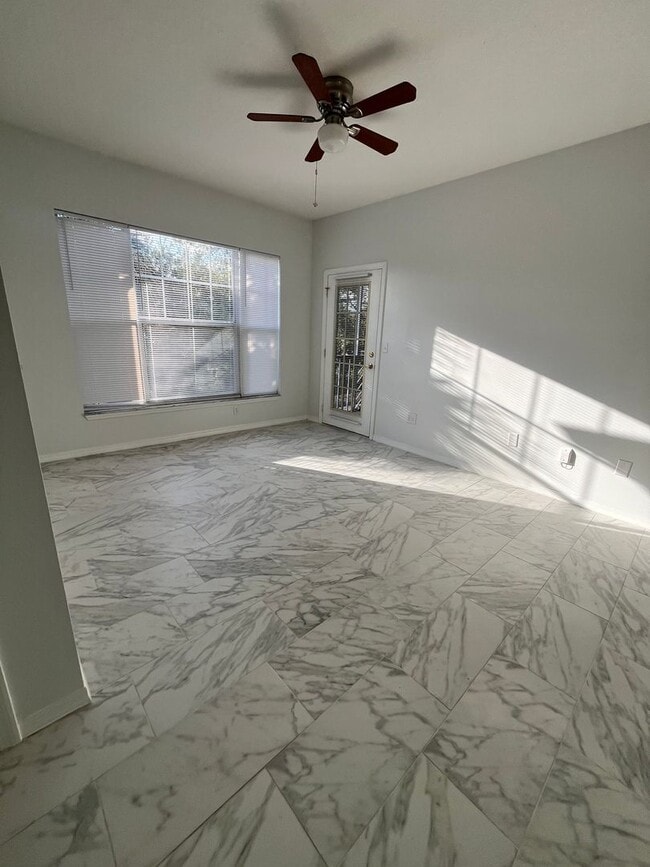 property at 25103 Harbour Vista Cir