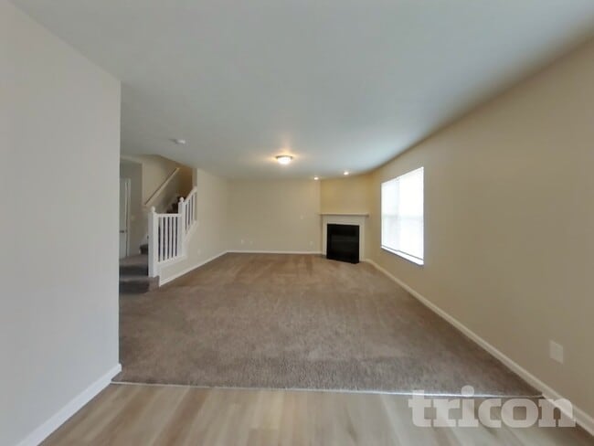 749 Mozart Dr in Greenfield, IN - Building Photo - Building Photo