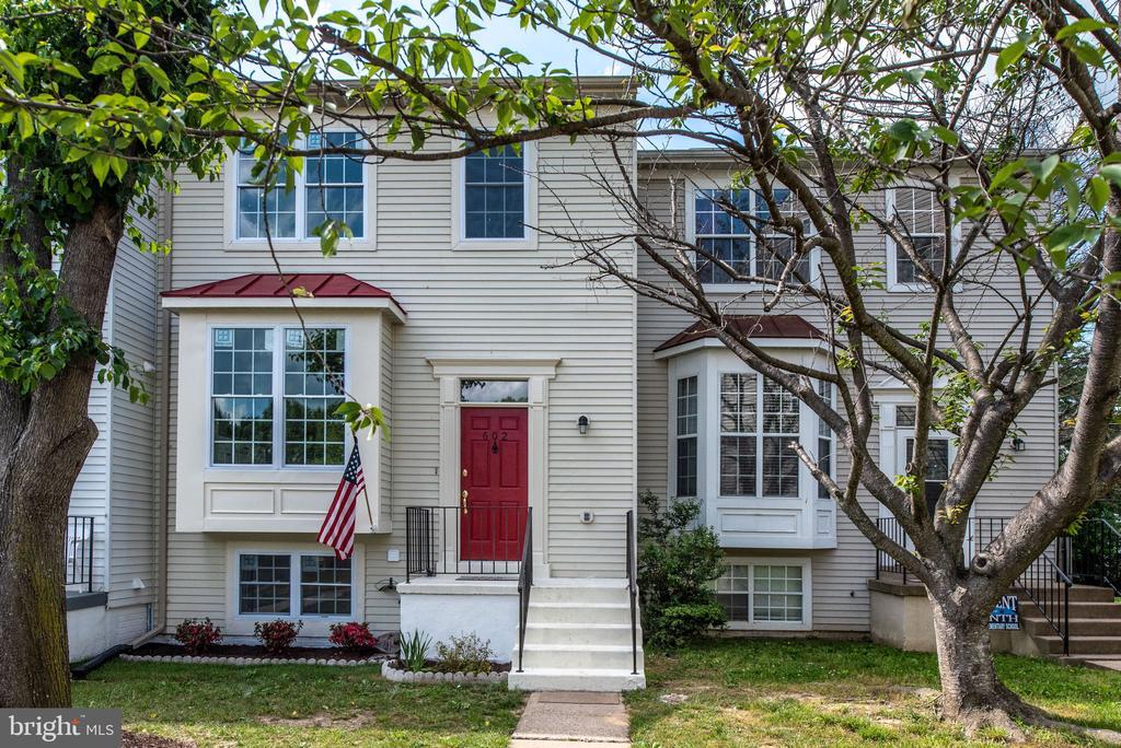 602 Stafford Glen Ct in Stafford, VA - Building Photo