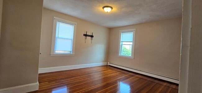 81 Union St in Quincy, MA - Building Photo - Building Photo