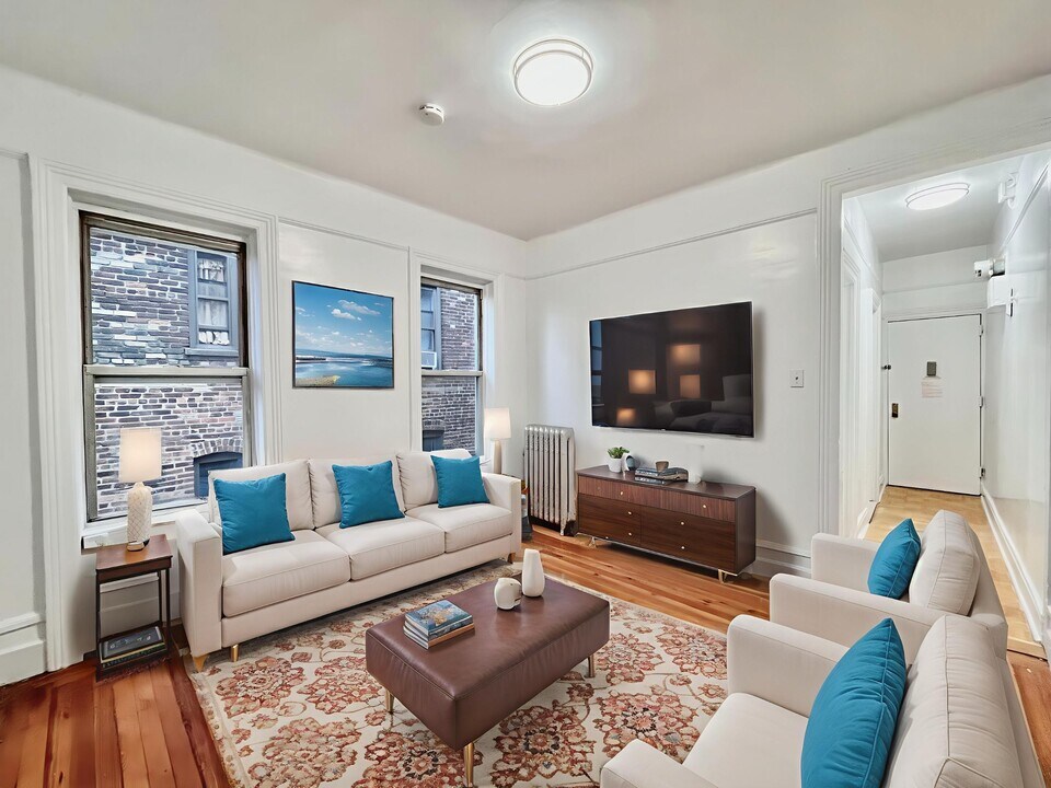 22 St Nicholas Pl in New York, NY - Building Photo