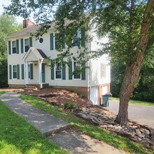 1613 Round Hill Cir in Kernersville, NC - Building Photo - Building Photo