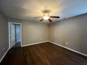 2716 Guilford Cove in Horn Lake, MS - Building Photo - Building Photo