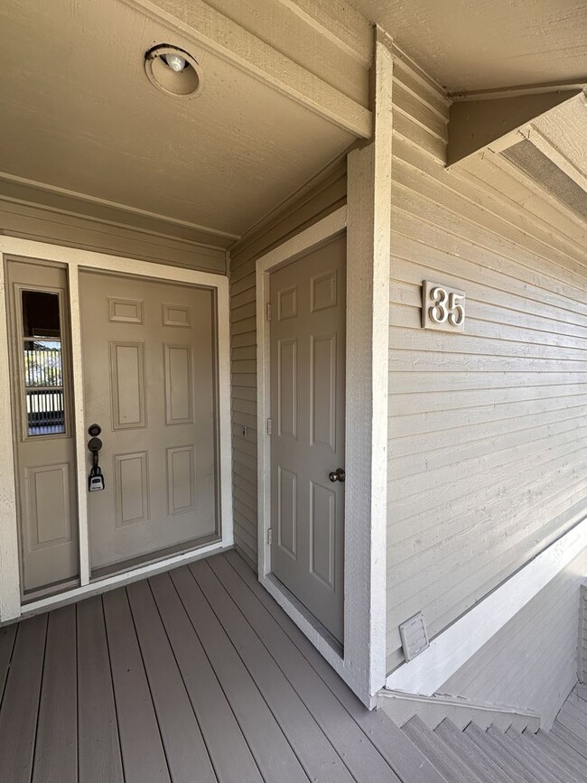 35 Magnolia Dr S in Ormond Beach, FL - Building Photo - Building Photo