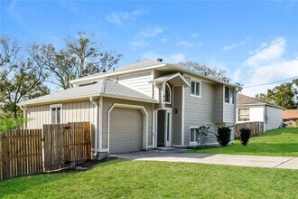 902 Westline Ave in Deltona, FL - Building Photo - Building Photo