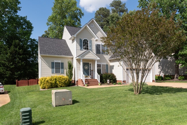 14230 Spyglass Hill Cir in Chesterfield, VA - Building Photo - Building Photo
