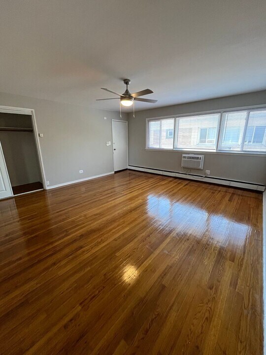 21-23 N Waller Ave in Chicago, IL - Building Photo