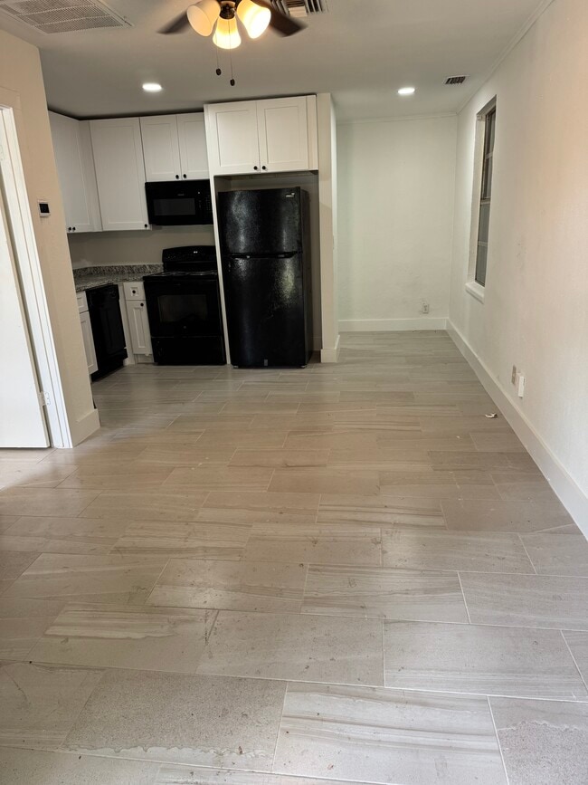 4620 McGregor Blvd, Unit 2B-1B Apartment in Ft. Myers, FL - Building Photo - Building Photo