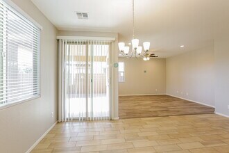 7931 E Boise St in Mesa, AZ - Foto de edificio - Building Photo