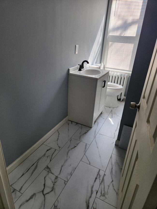 117 N 52nd St, Unit 2