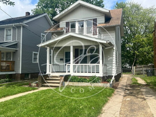 property at 1918 Mansfield Rd