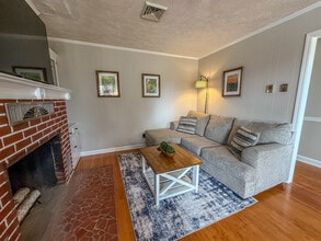 51 Lucas St in Sparta, NC - Building Photo - Building Photo