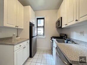 EAST 38 STREET in New York, NY - Building Photo - Building Photo