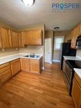1329 5th Ave in Eau Claire, WI - Foto de edificio - Building Photo