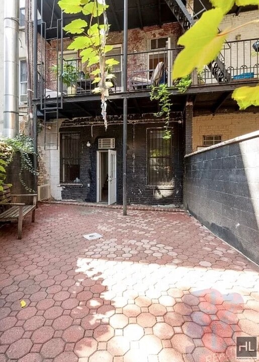 Hudson Street in New York, NY - Building Photo