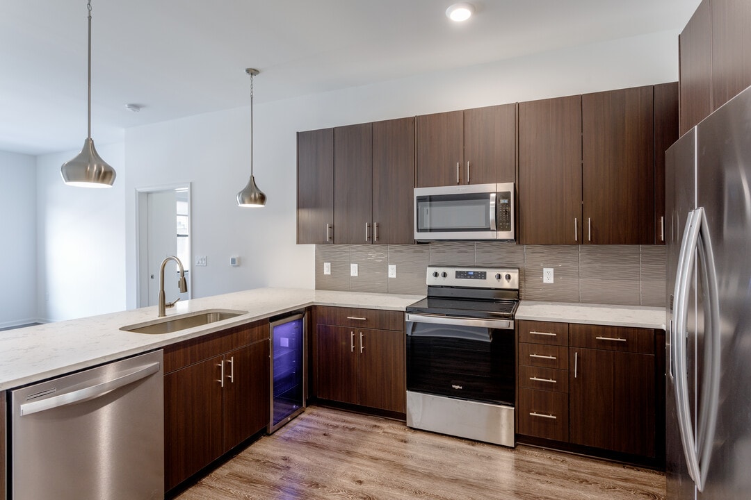 The Apex at CityPlace in Overland Park, KS - Building Photo