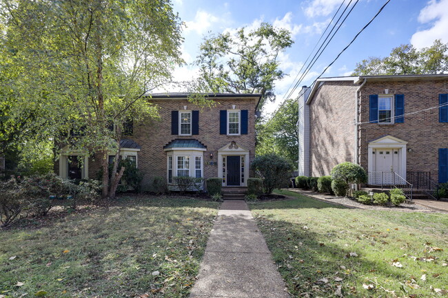 property at 1135 Clifton Ln