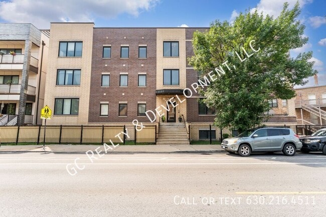 property at 2317 W Armitage Ave