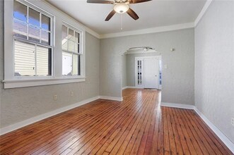 1720 Independence St, Unit 1720 in New Orleans, LA - Foto de edificio - Building Photo