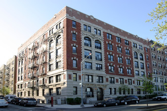 587 Riverside Dr in New York, NY - Building Photo - Building Photo